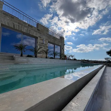 Villa Lippia Misraħ Miel